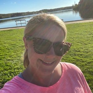 Meet your Posher, Keri